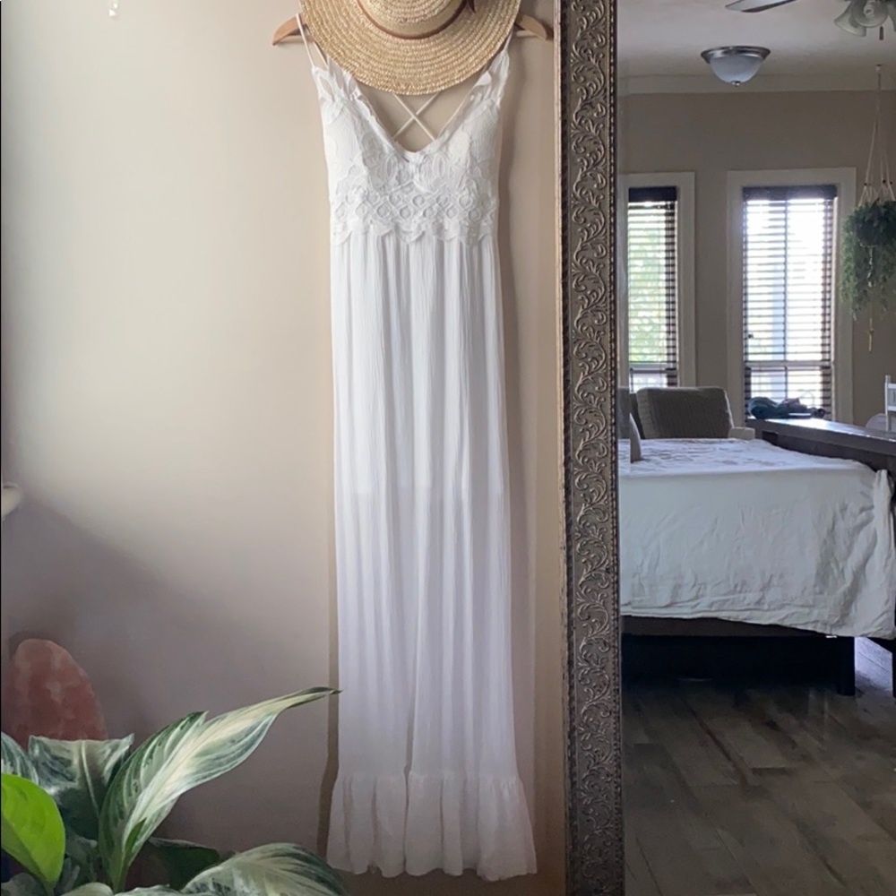 Dreamy white maxi dress